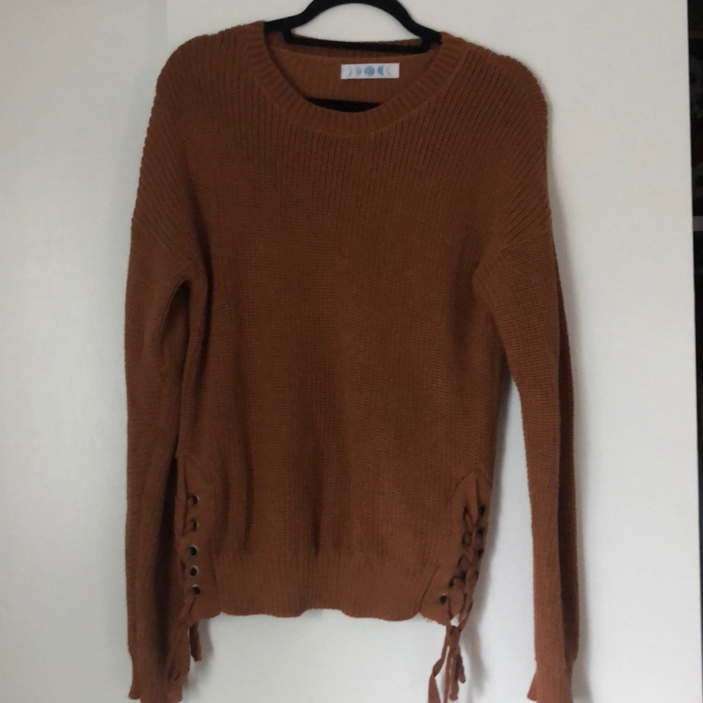 Side tie sweater